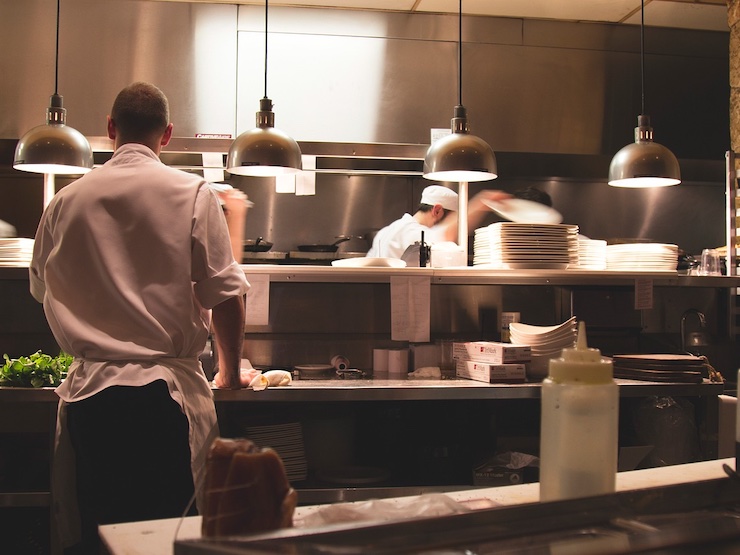 Lors d’une table ronde ouverte à tous, acteurs institutionnels, chefs étoilés et initiatives citoyennes partageront leur vision du tourisme gourmand.